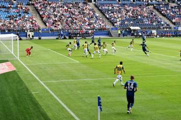 姆巴佩点球破门，法国1-0小胜巴拉圭！摩洛哥3-0完胜加拿大！世界杯八强产生两席（配图示意）